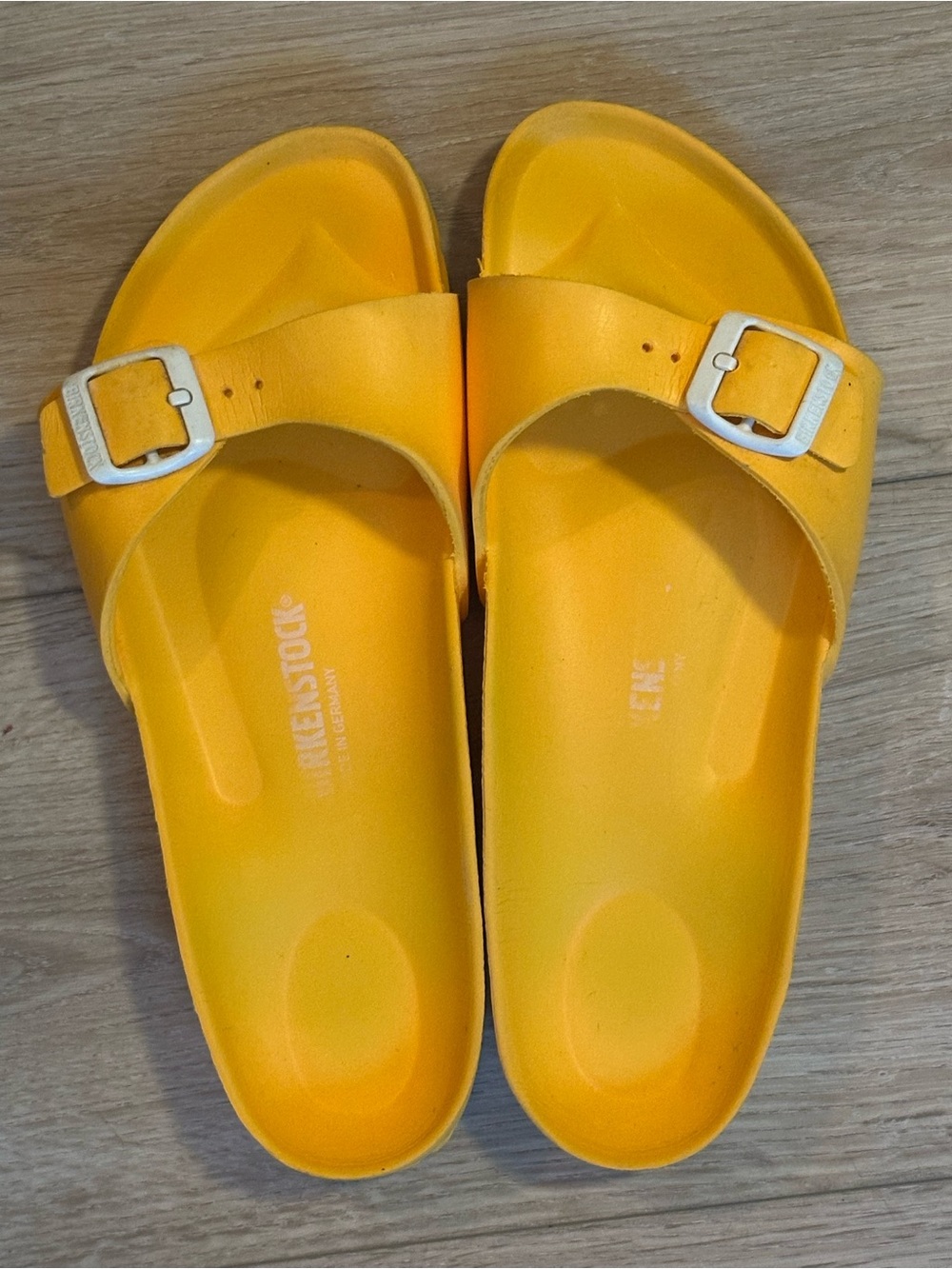 Birkenstock Madrid Eva Sandals Women’s Orangy/Yellow Buckle Slide Sandals Sz 8